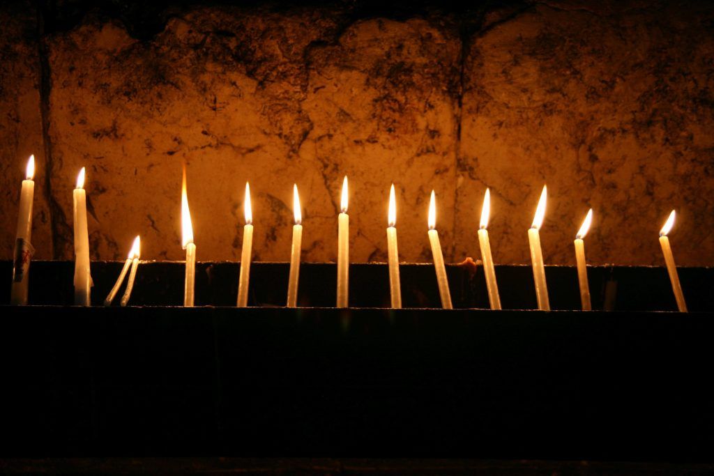 el significado de las llamas de las velas