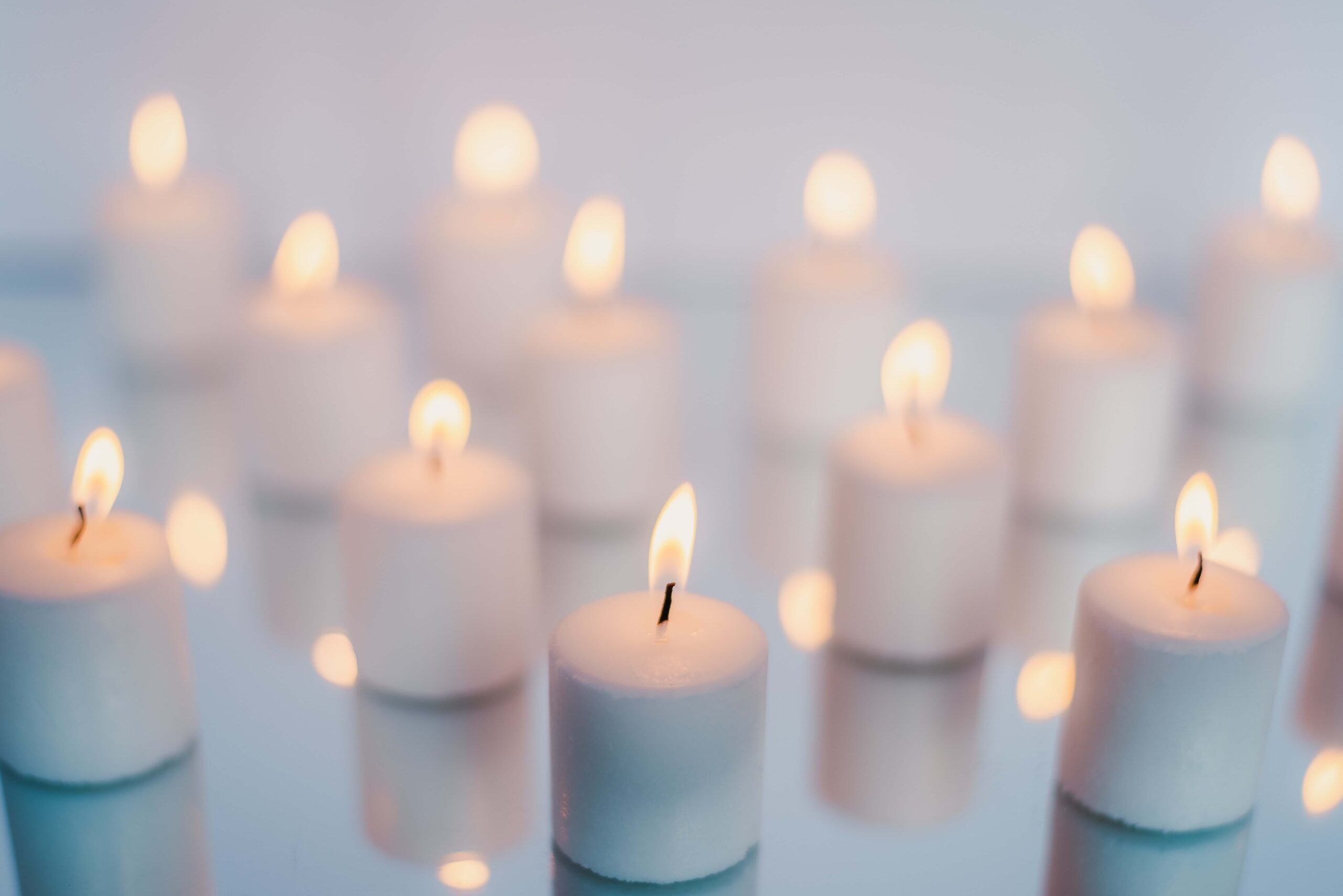 el significado de las velas blancas